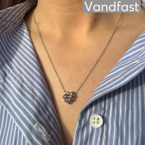 ANNEBRAUNER Heart Necklace